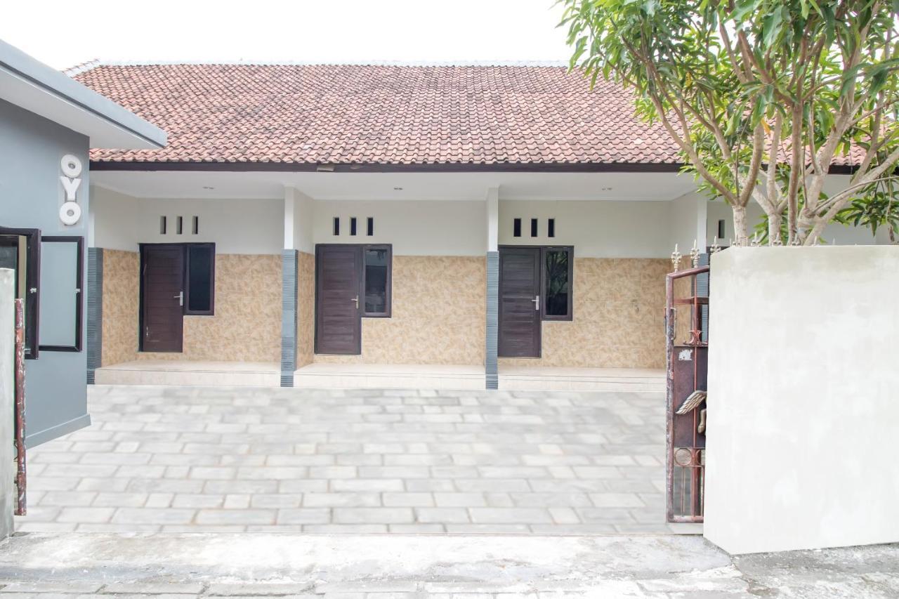 Oyo 2984 Berlian House Ungasan Hotel Jimbaran Exterior foto